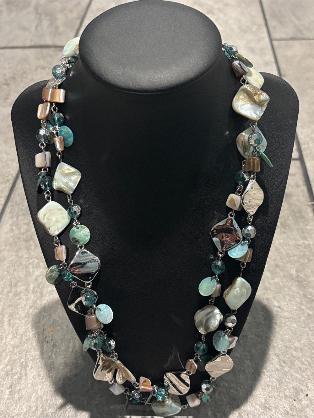 LIA SOPHIA Teal MOP MOTHER OF PEARL Shell ABALONE Necklace Silvertone 43-47” Ext